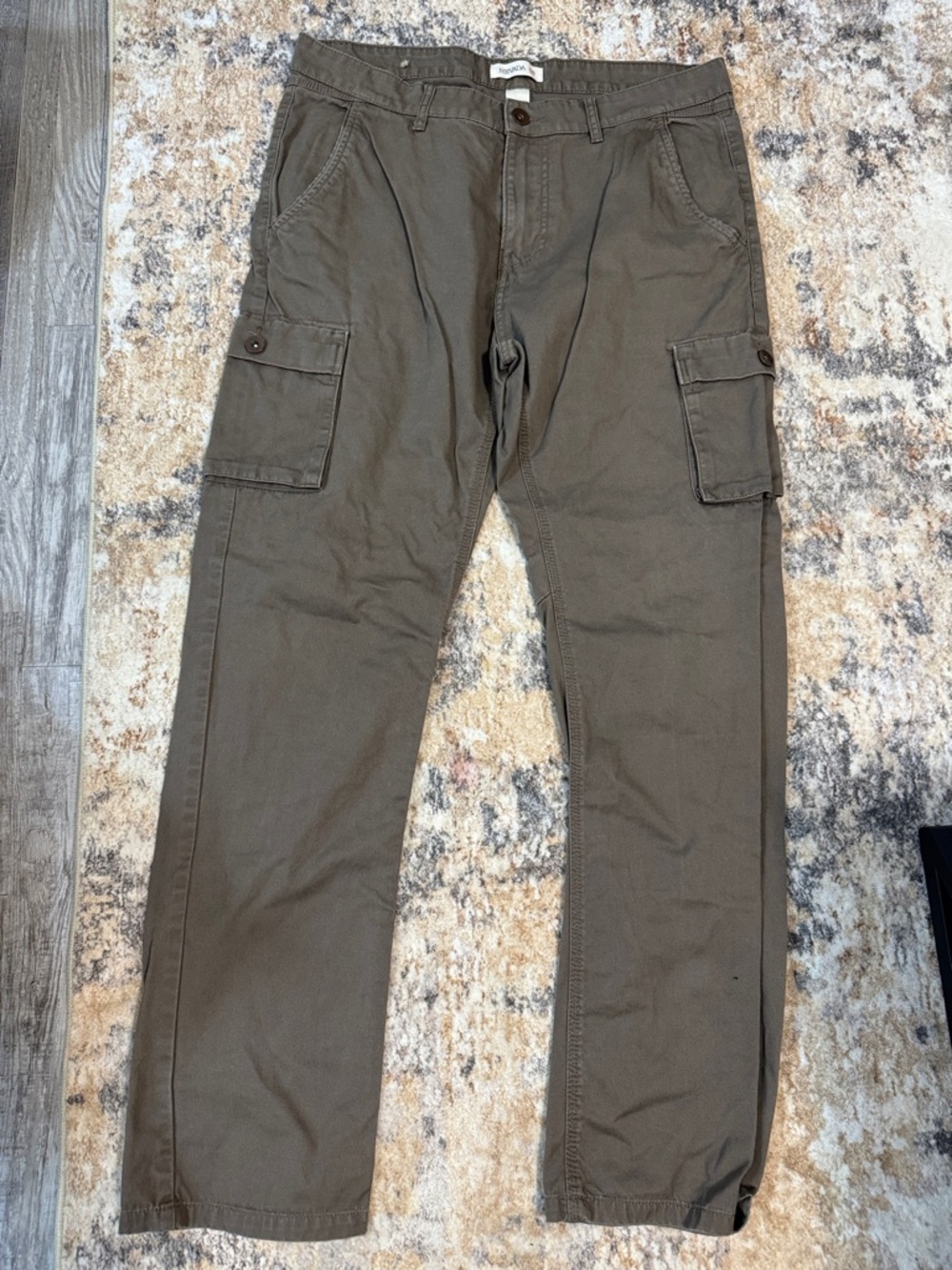 Nevada Men's Olive Green Cargo Pants with Utility Pockets